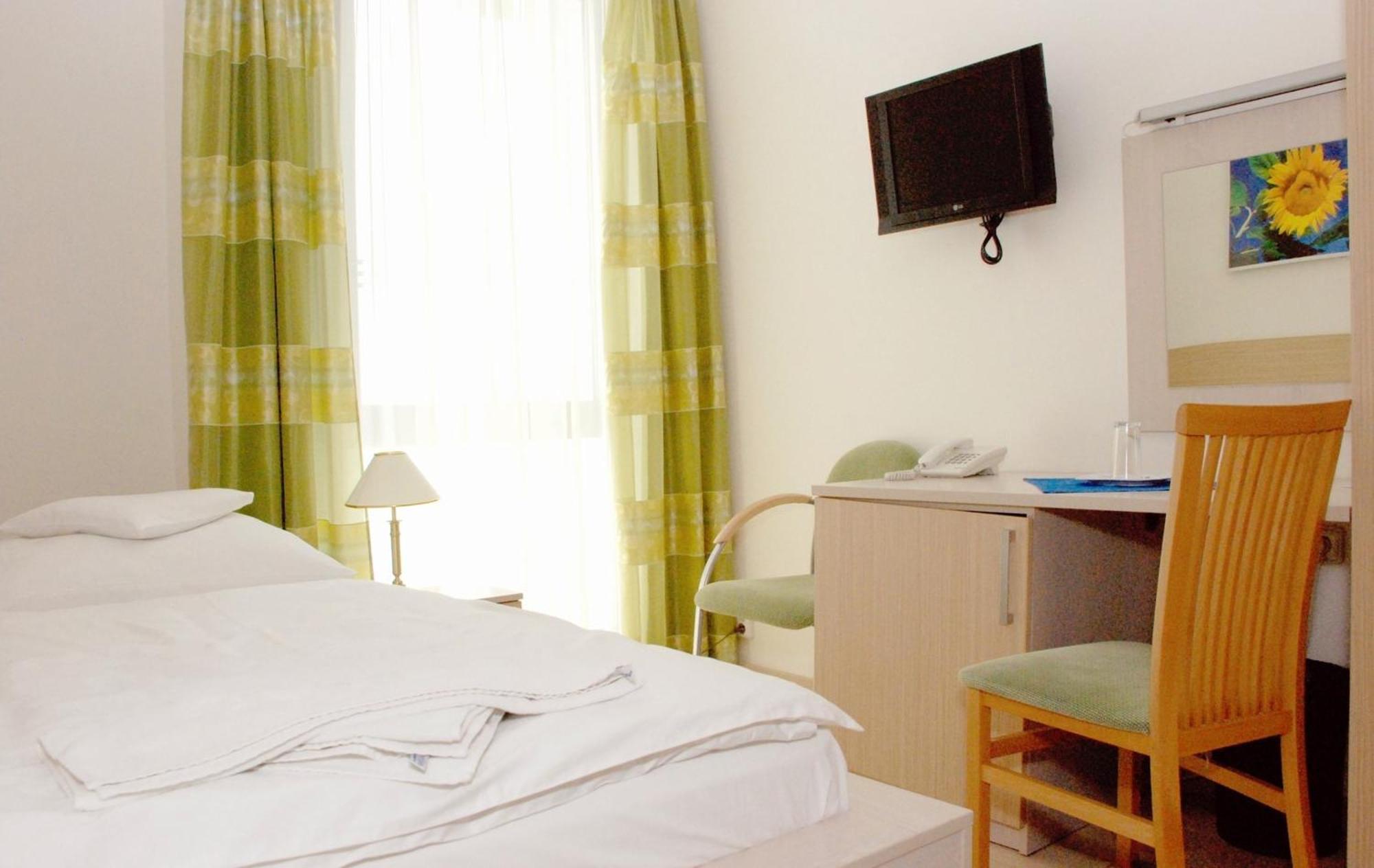 Hotel Ankora Praga Quarto foto